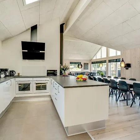 Holiday home 5 Star In *