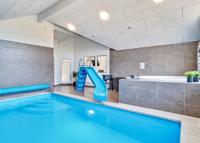 Holiday home 5 Star In