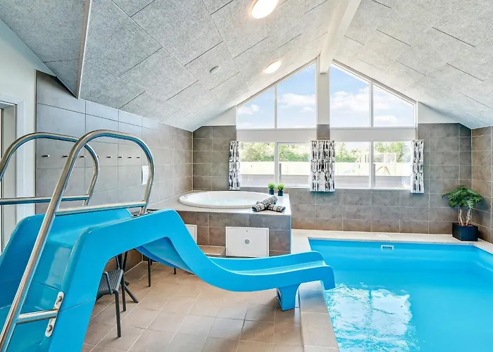 5 Star In Holiday home *