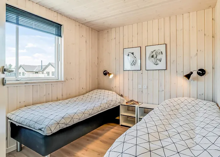 Holiday home 5 Star In Norre Nebel